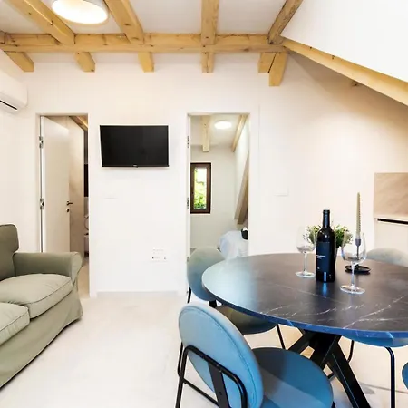 Апартаменты Miro *